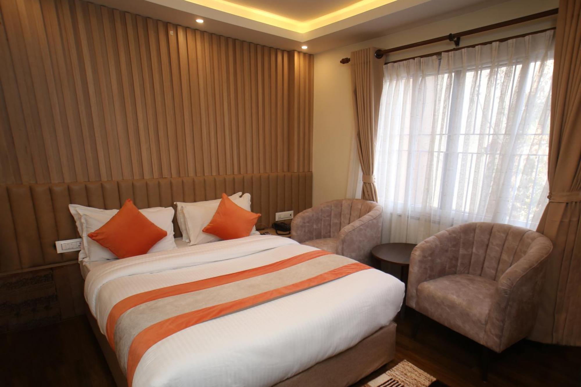 Amarawati Boutique Hotel Катманду Екстериор снимка