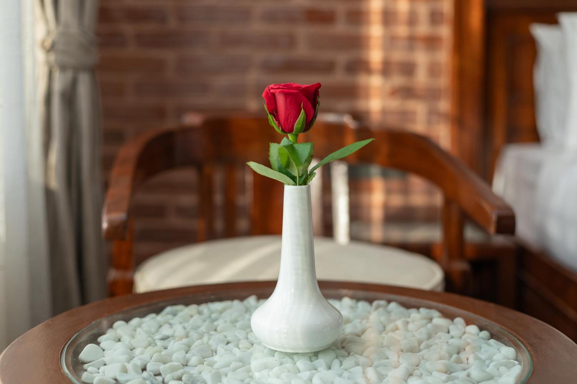 Amarawati Boutique Hotel Катманду Екстериор снимка