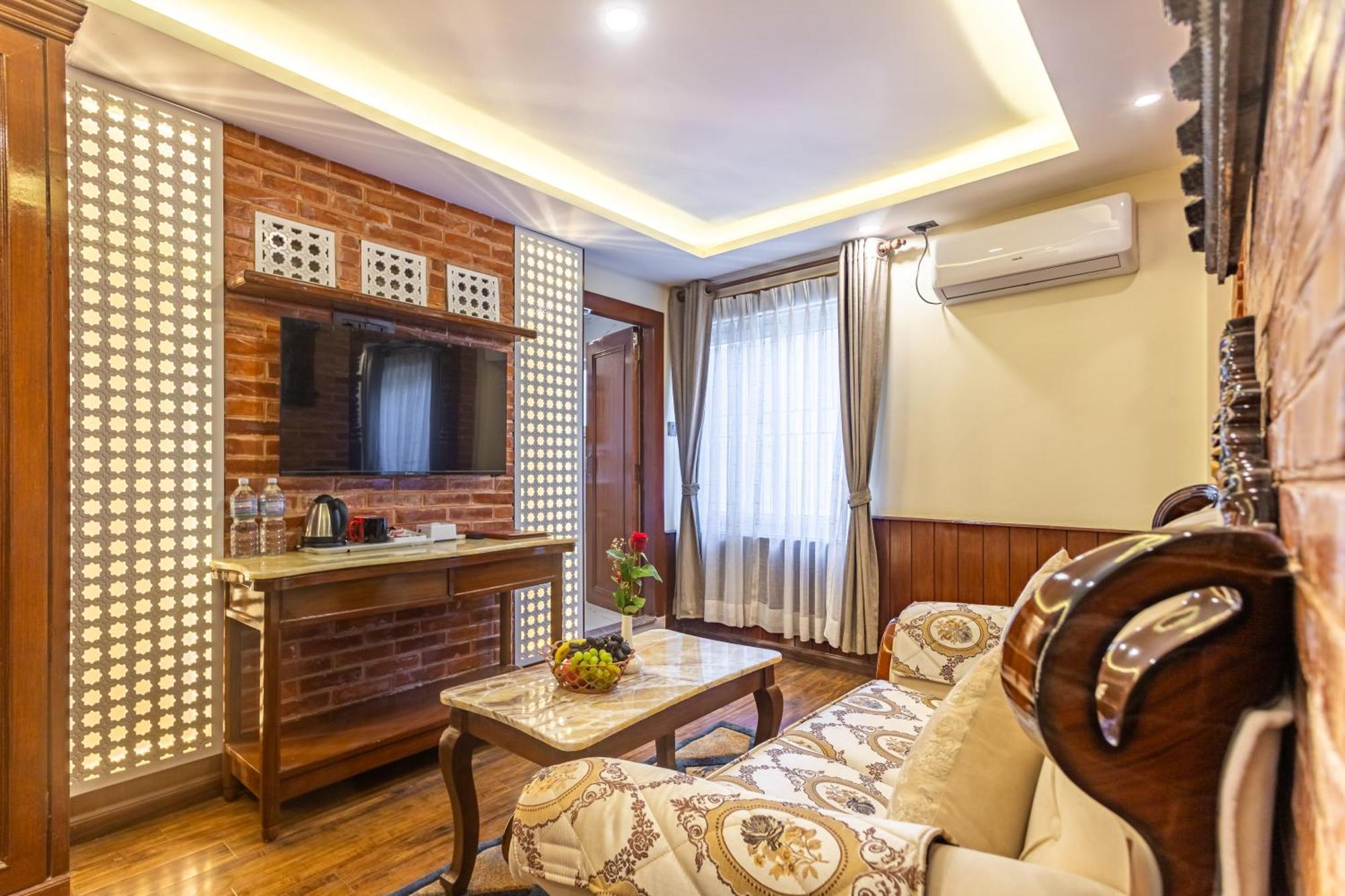 Amarawati Boutique Hotel Катманду Екстериор снимка