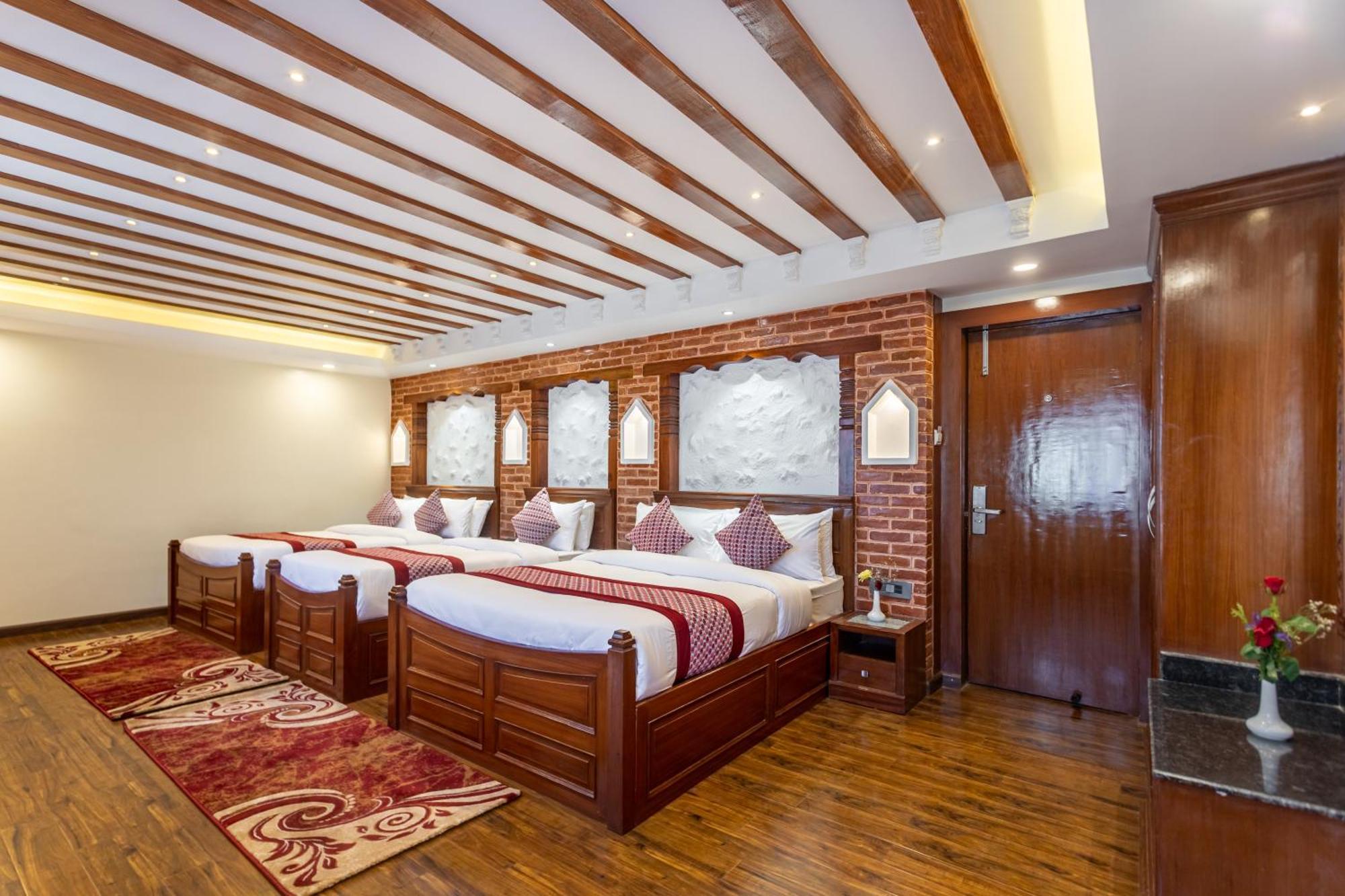 Amarawati Boutique Hotel Катманду Екстериор снимка