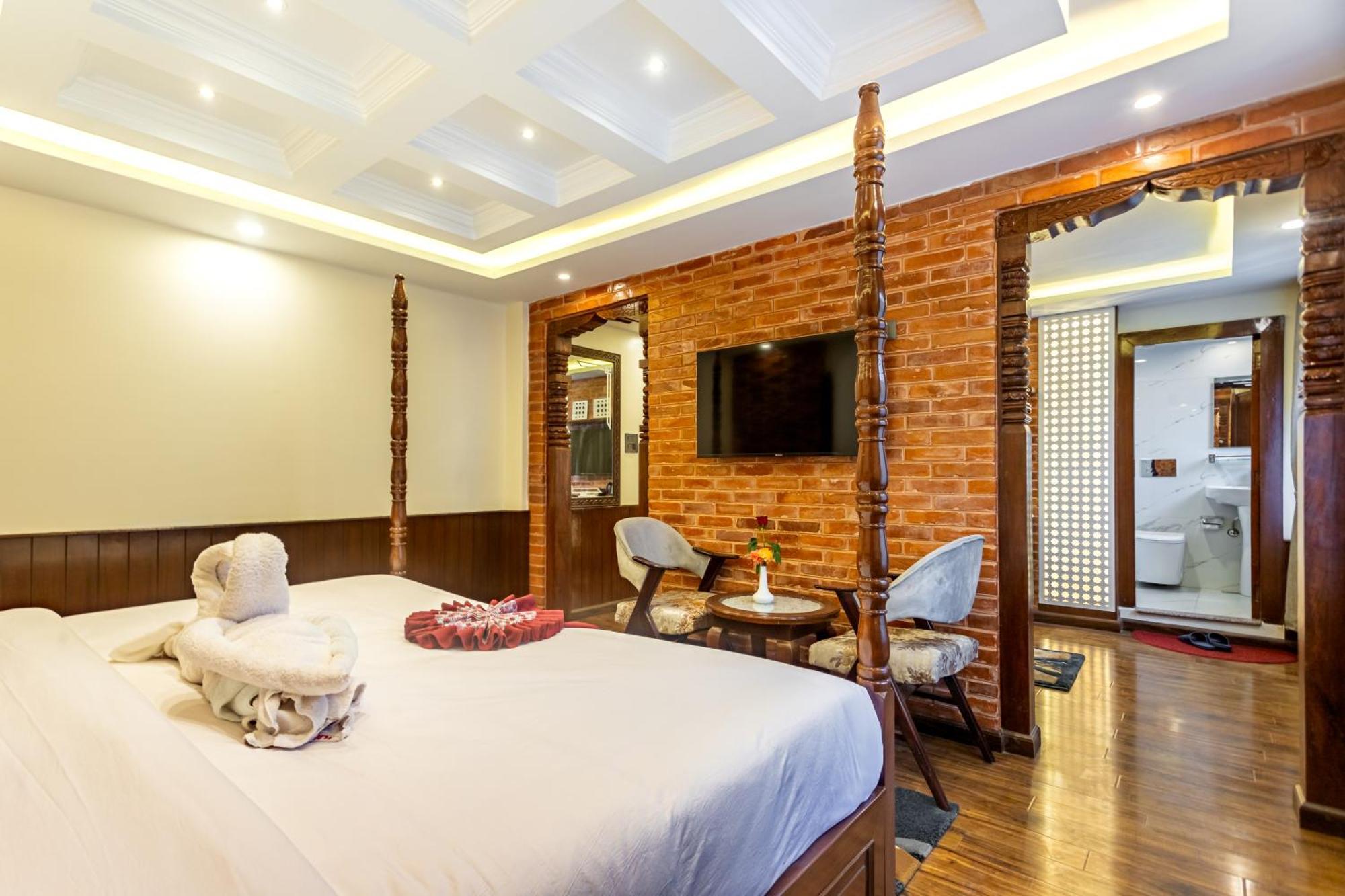 Amarawati Boutique Hotel Катманду Екстериор снимка