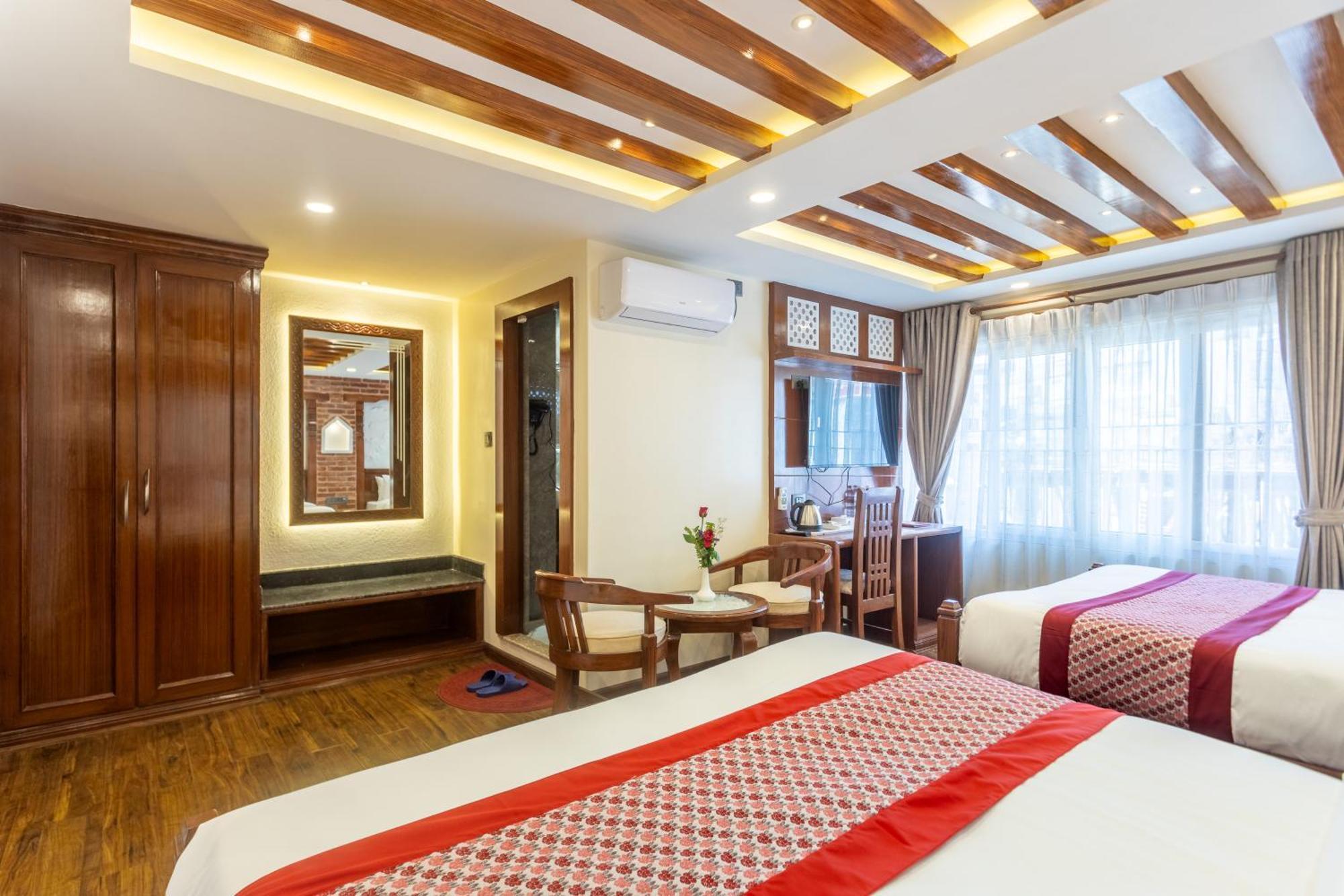 Amarawati Boutique Hotel Катманду Екстериор снимка